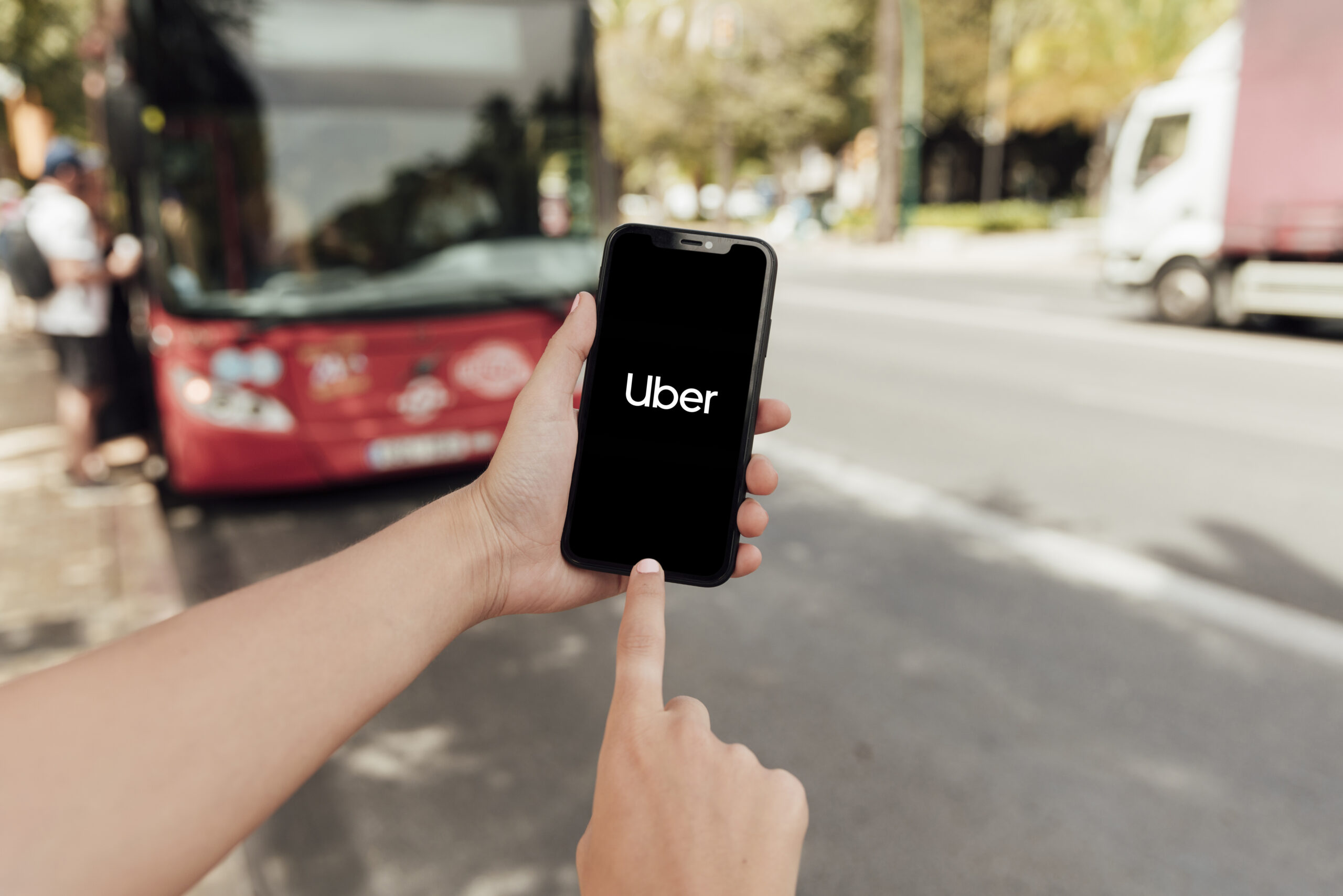 Uber Suffered a Security Breach Due to an 18-year-old Hacker